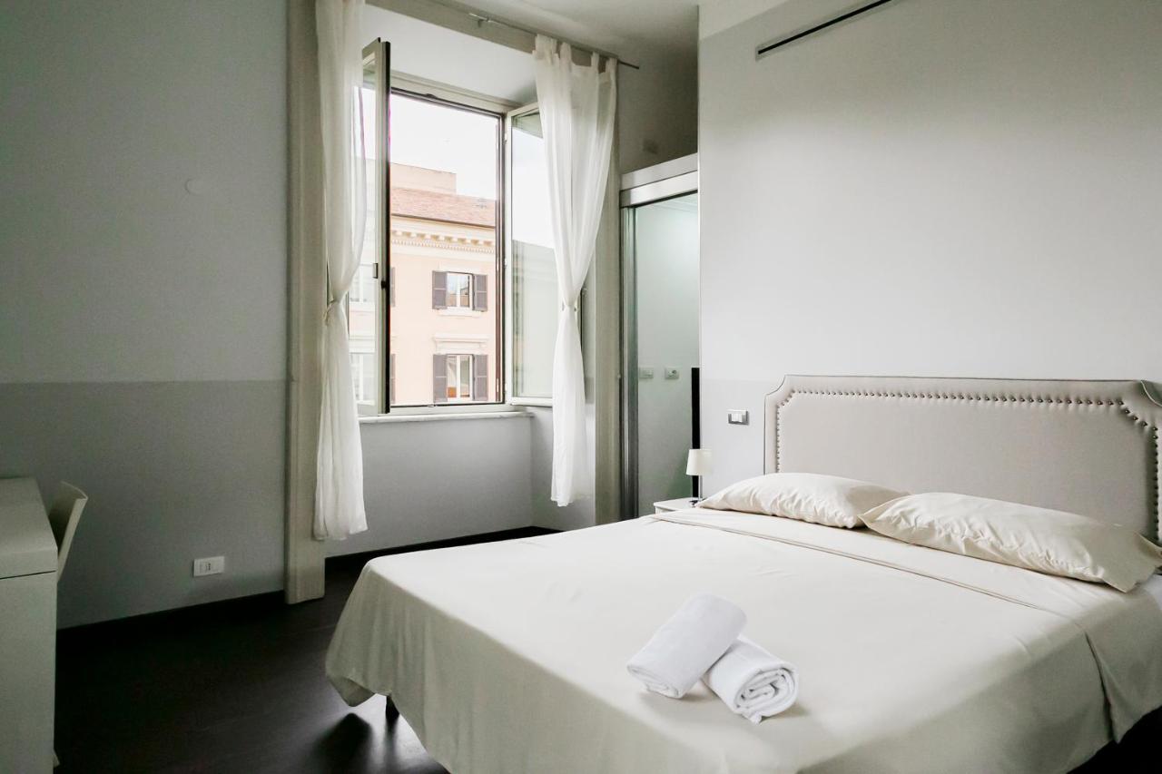 Hotel Dm69 - Termini Monti Crossroads Rzym Zewnętrze zdjęcie