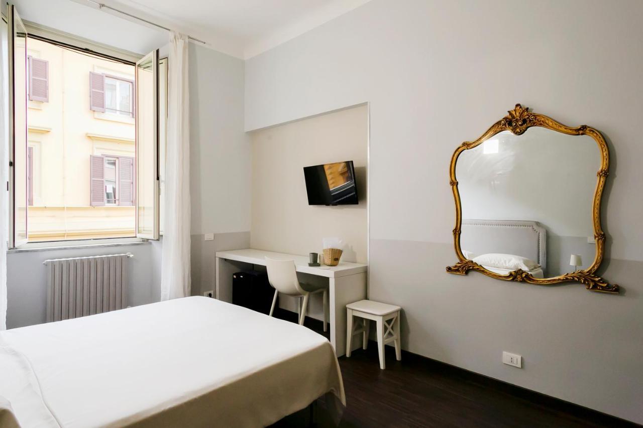 Hotel Dm69 - Termini Monti Crossroads Rzym Zewnętrze zdjęcie