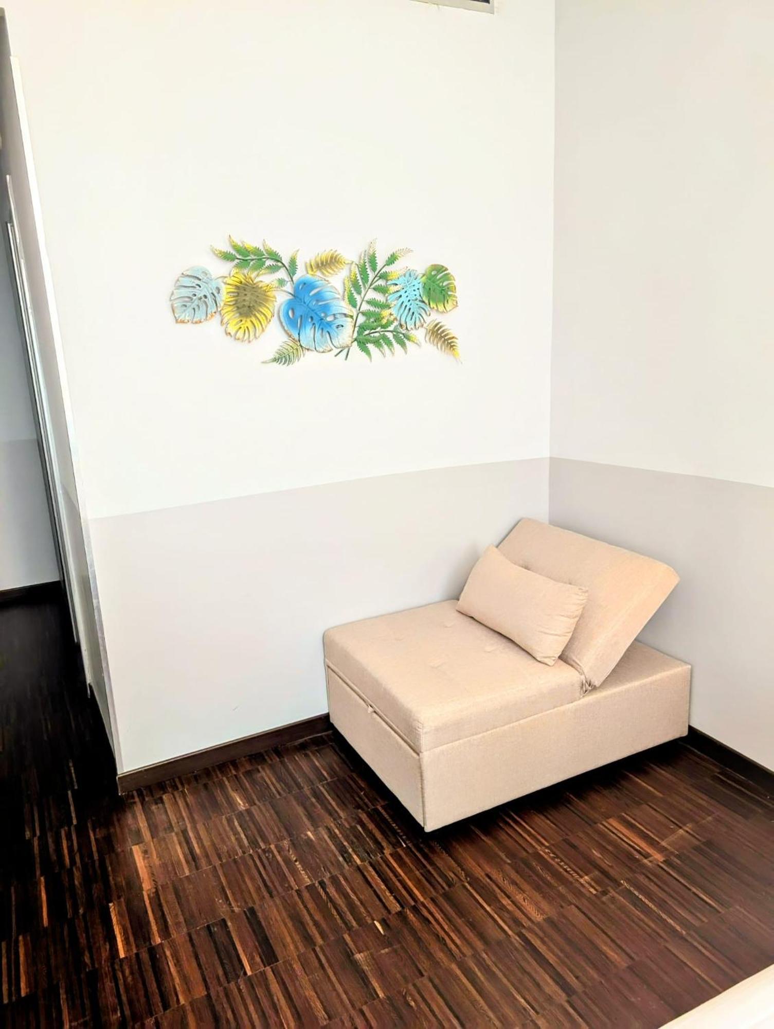 Hotel Dm69 - Termini Monti Crossroads Rzym Zewnętrze zdjęcie